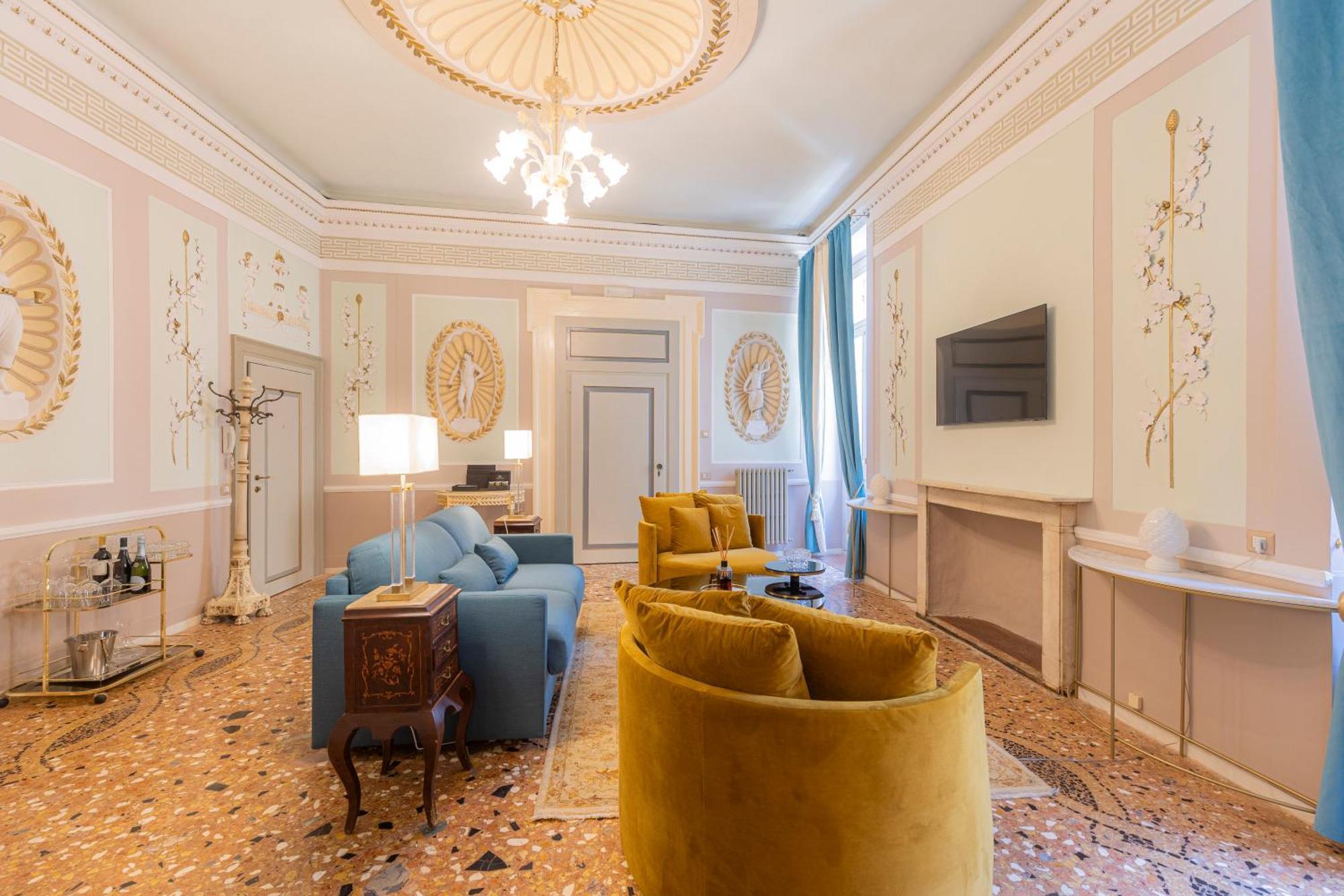 Corte Realdi - Palazzo Camozzini ヴェローナ エクステリア 写真