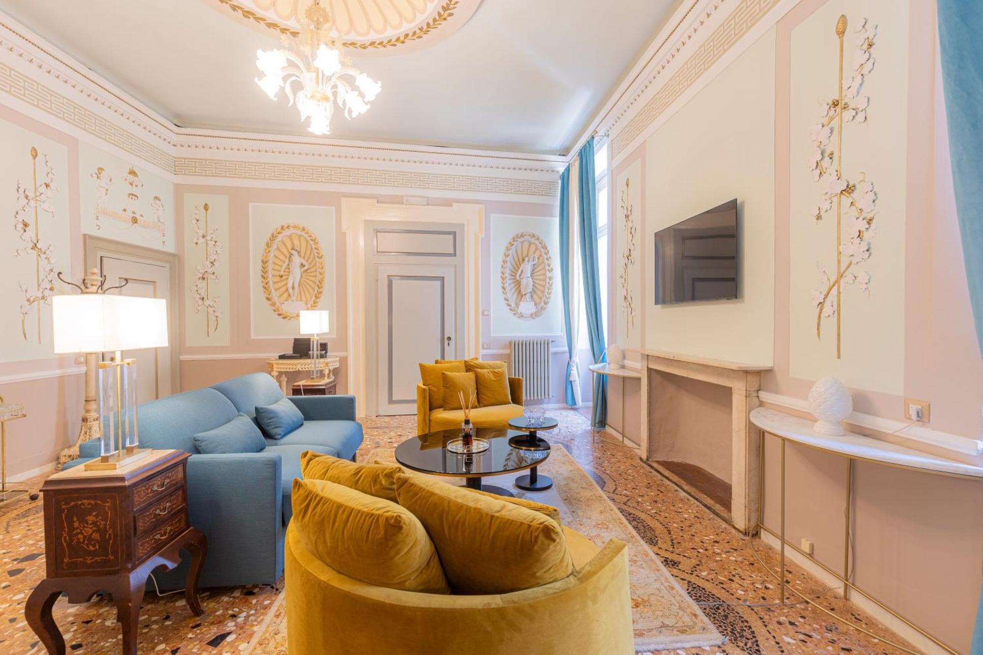 Corte Realdi - Palazzo Camozzini ヴェローナ 部屋 写真