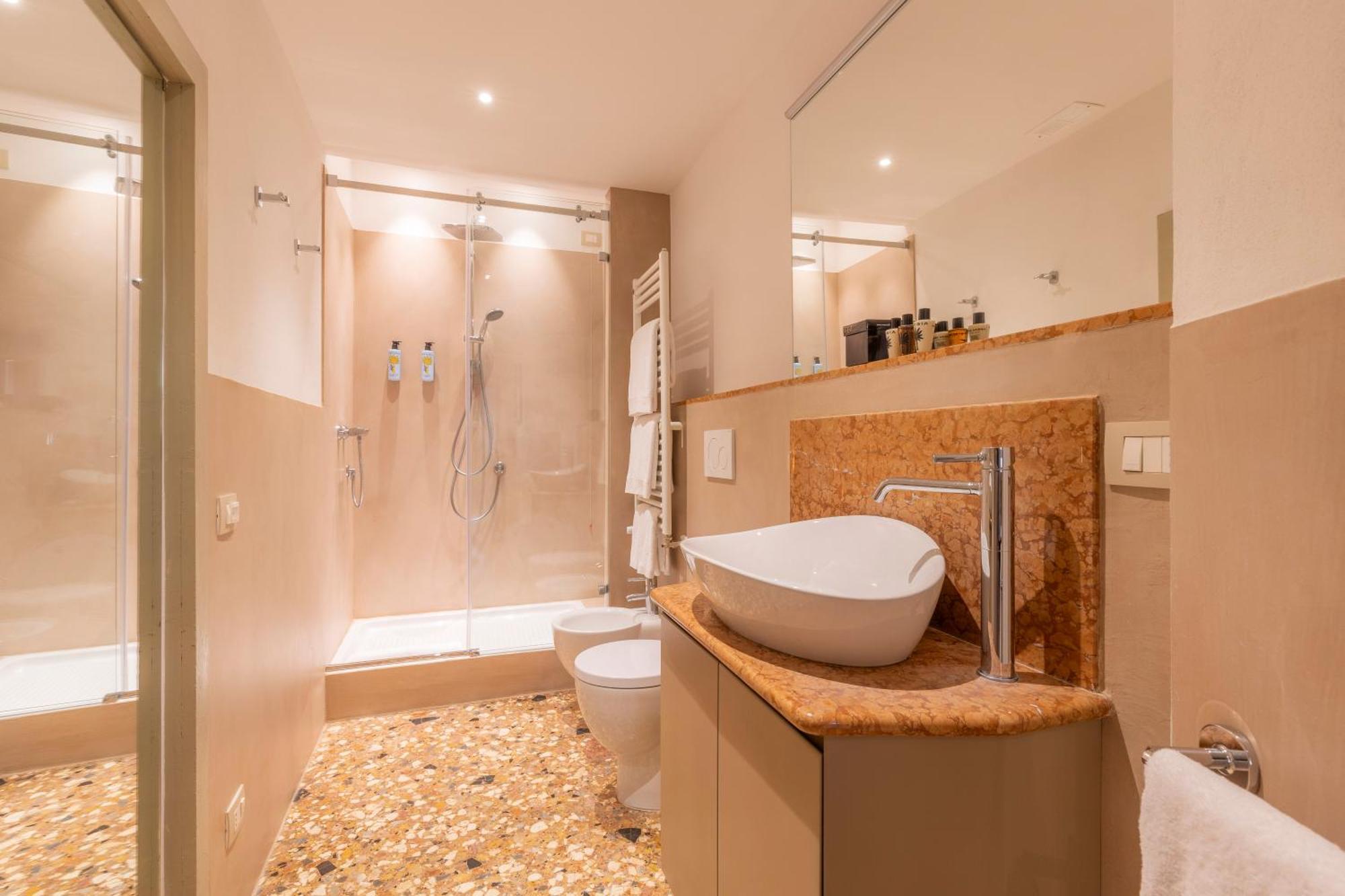 Corte Realdi - Palazzo Camozzini ヴェローナ 部屋 写真